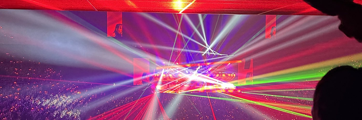 d0_0v's profile banner image