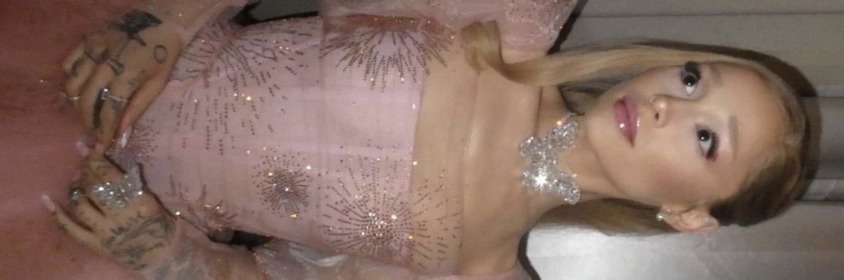 tes banner