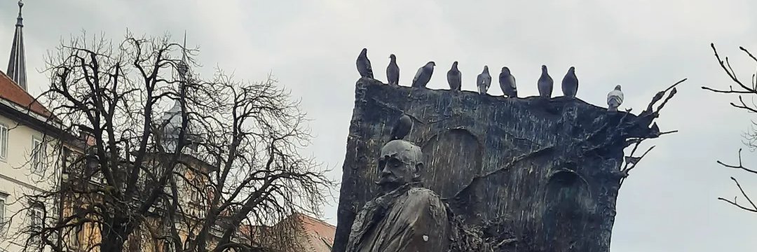 vratolomej's profile banner image