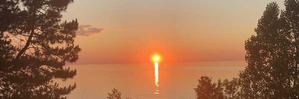 its_sherlyn Profile Banner