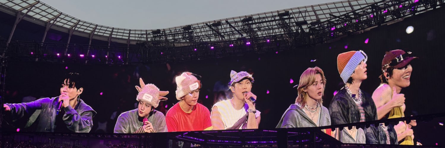 noyasmoon's profile banner image