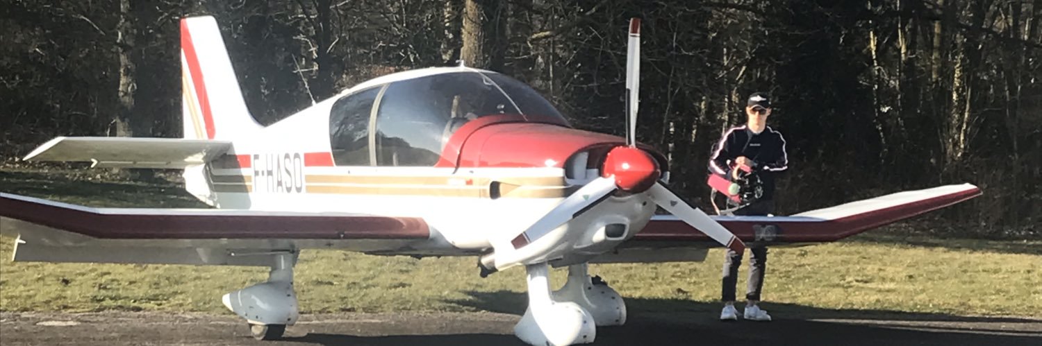 thomasesquen's profile banner image