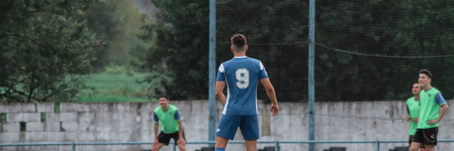 iyanovic12's profile banner image