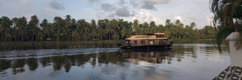 Aakash Pandita banner