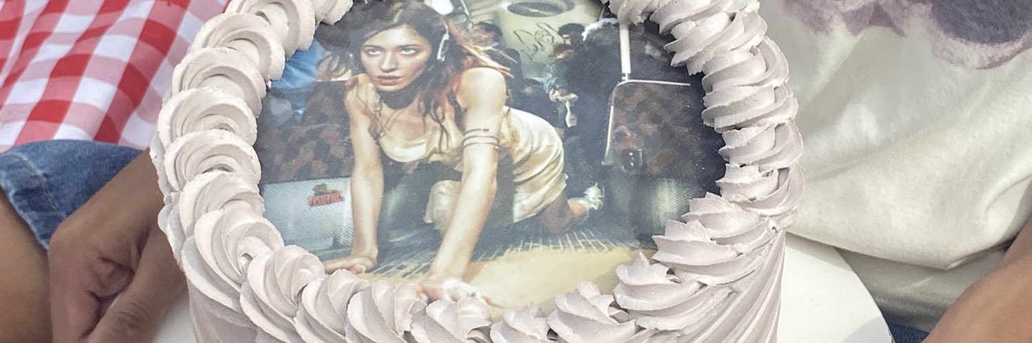 ✶ banner