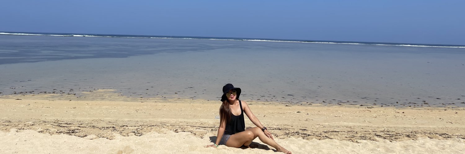 Jenni1682's profile banner image