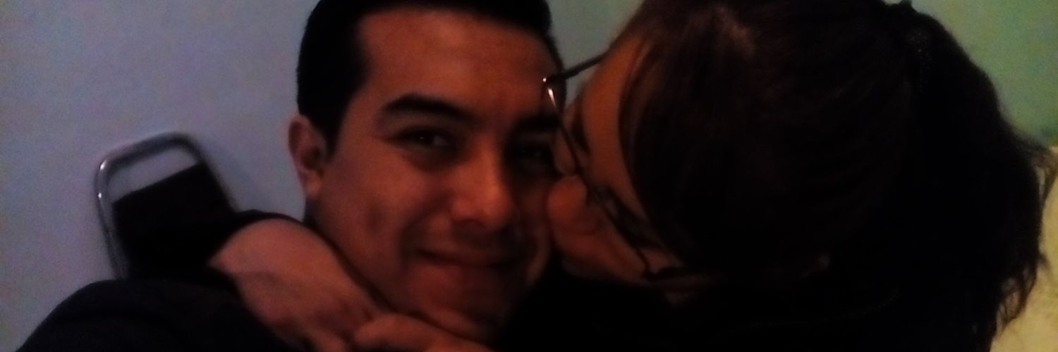 leeslopz's profile banner image