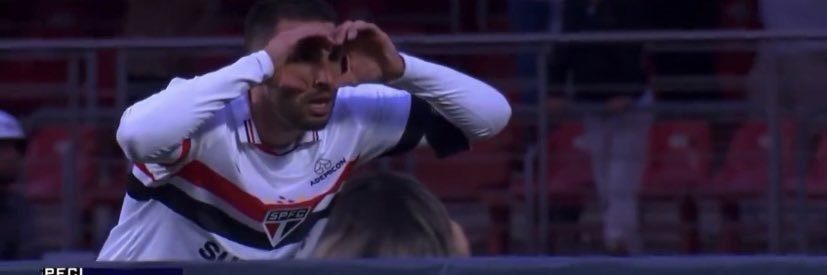 debcastros's profile banner image