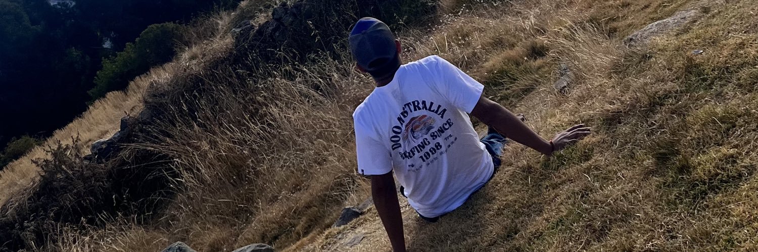 Un Chalán más banner