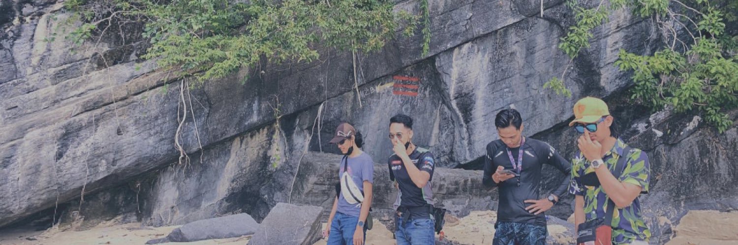 le_Danial's profile banner image