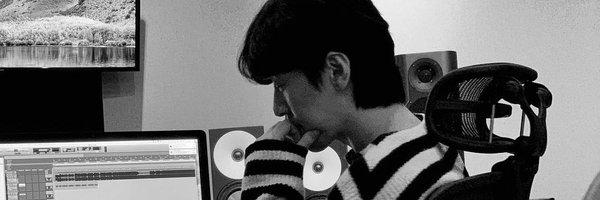 cell_8v8 Profile Banner