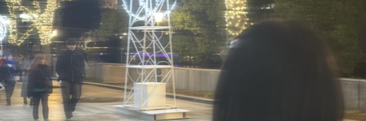 I.I banner