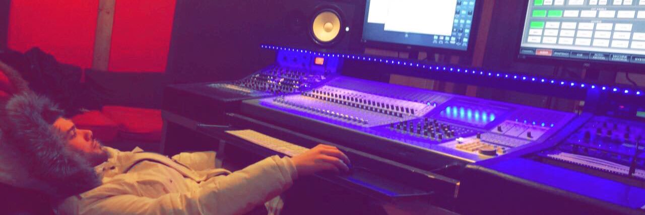 Akim beats banner