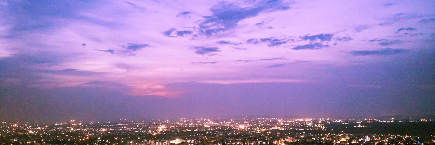ku1597's profile banner image