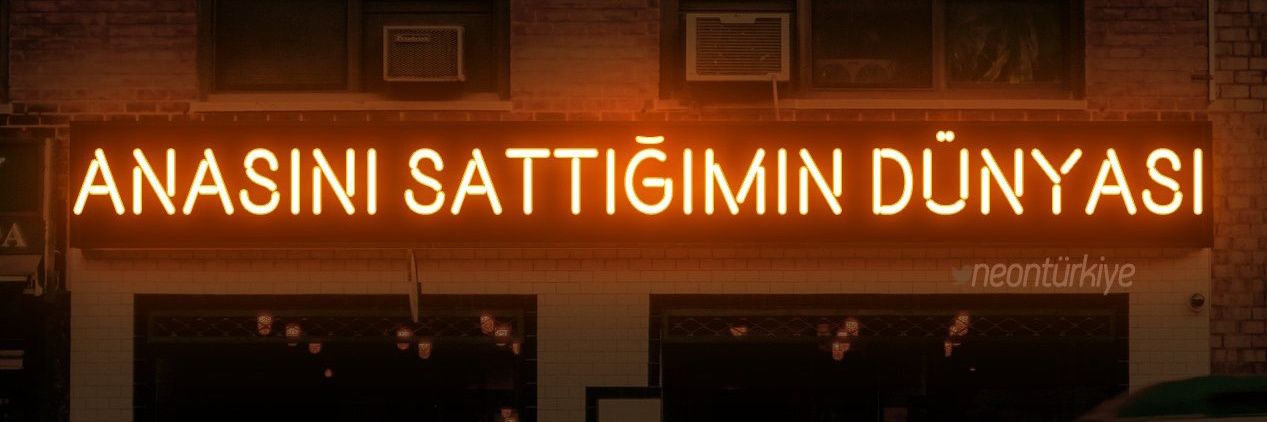 _cerenaydin's profile banner image