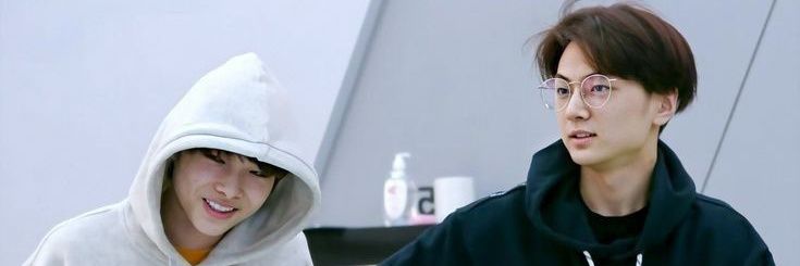 🦅🐣 banner