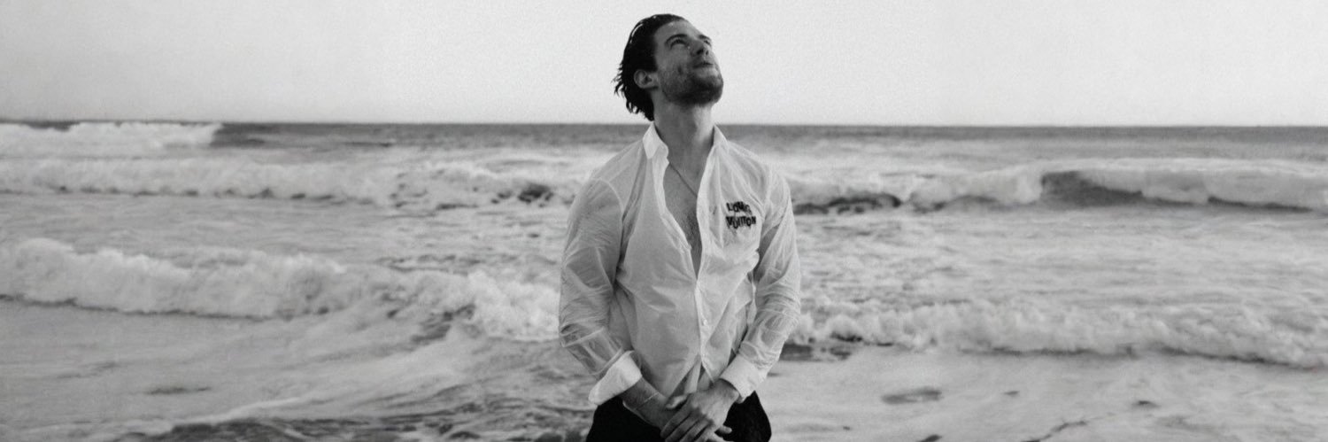lostbythecoast's profile banner image