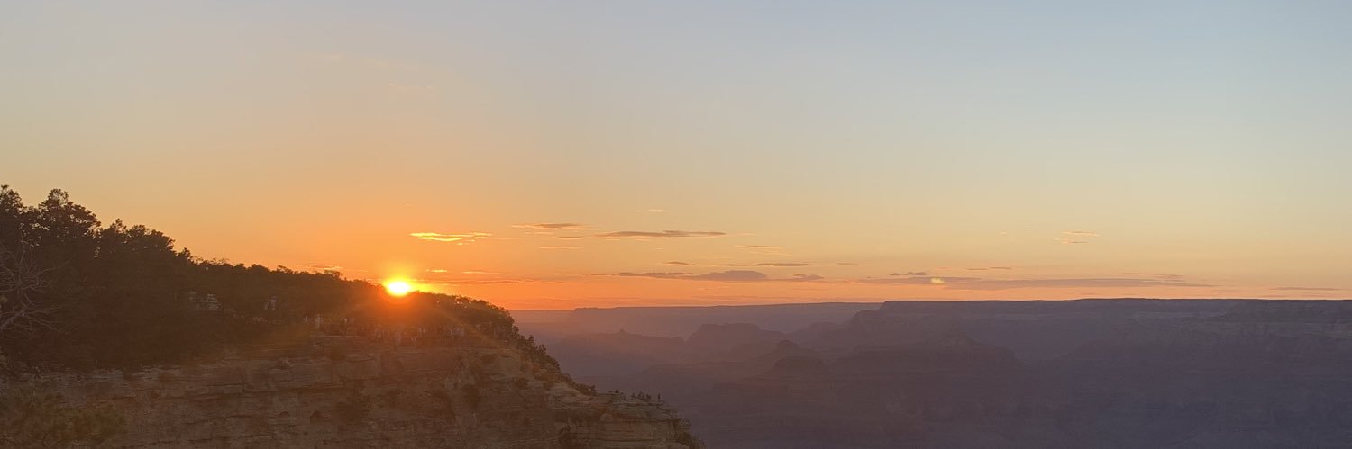 linvanbelle's profile banner image
