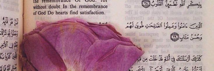 khirya_faris's profile banner image