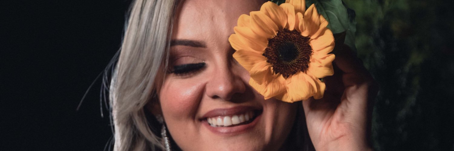 RehVasconceloss's profile banner image