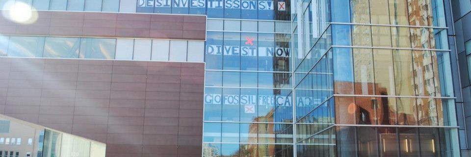 Fossil Free uOttawa banner