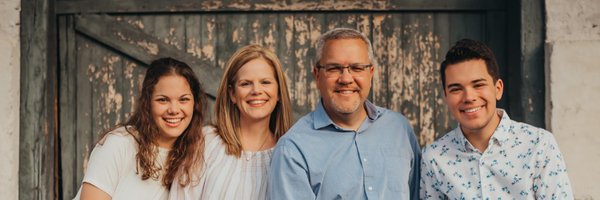 AkionaNat Profile Banner