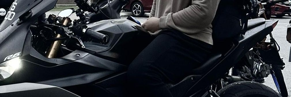 glssyrss's profile banner image