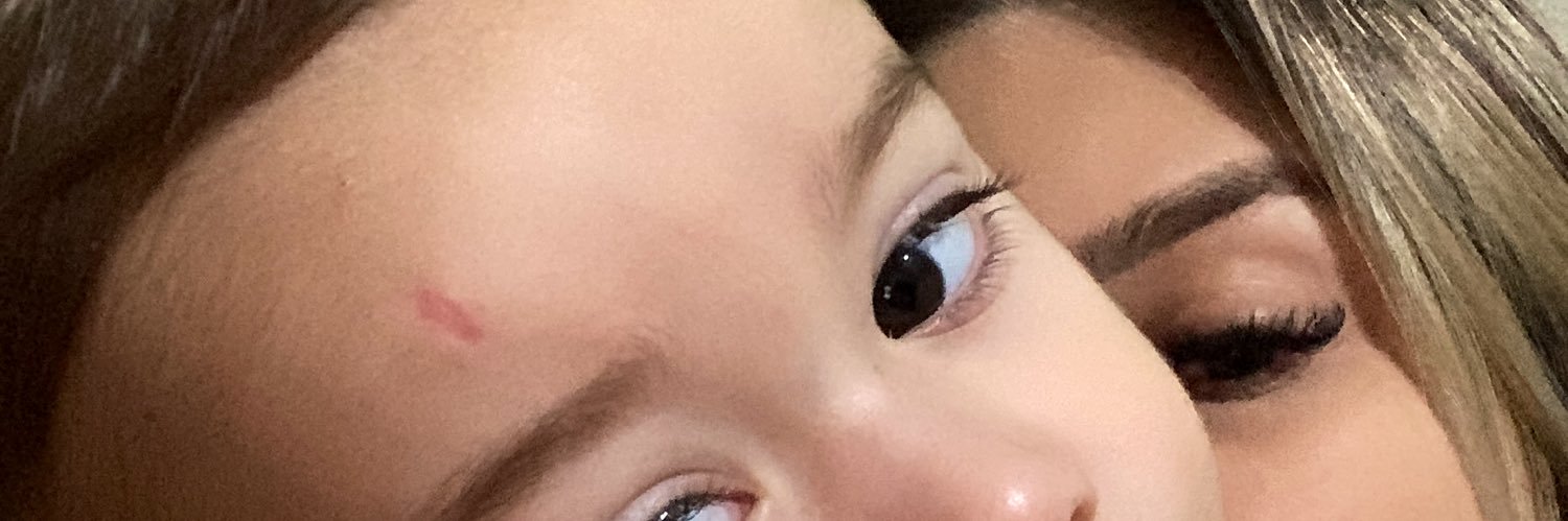 carolcapp's profile banner image