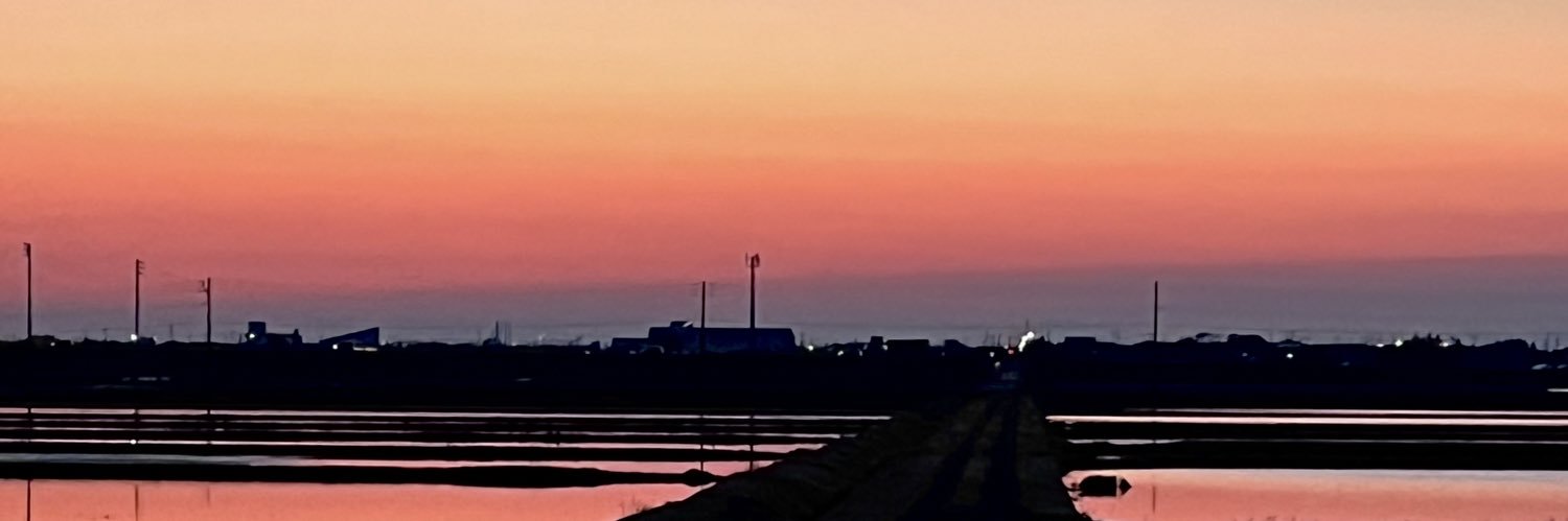 なにものでもない banner