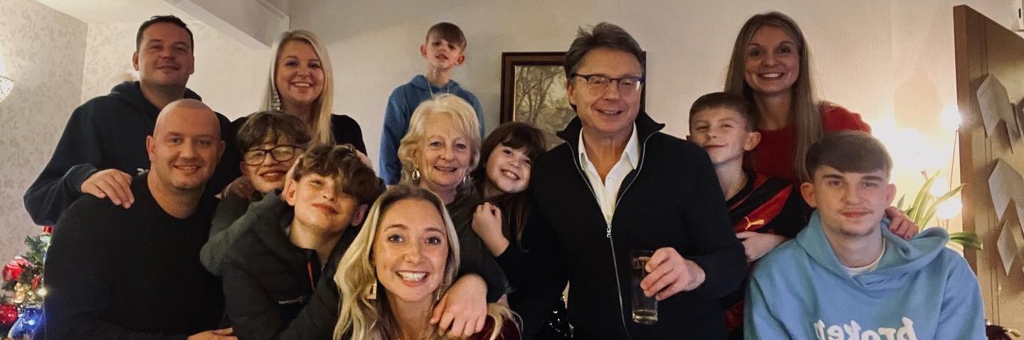 Kate_Lynsdale's profile banner image