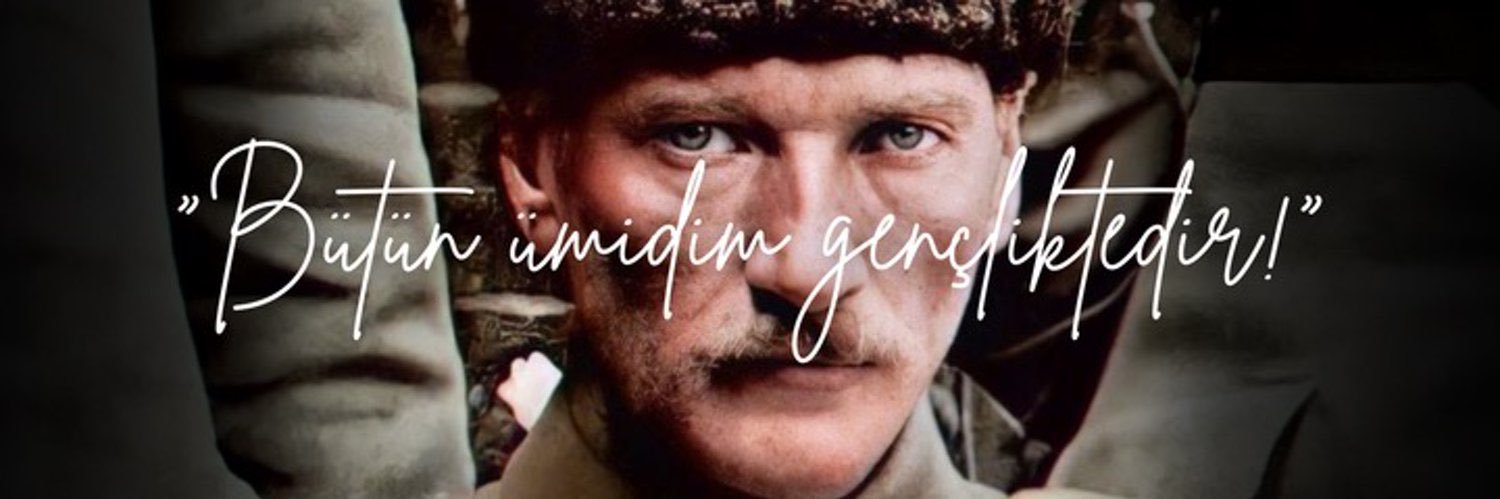 ozlemiis's profile banner image