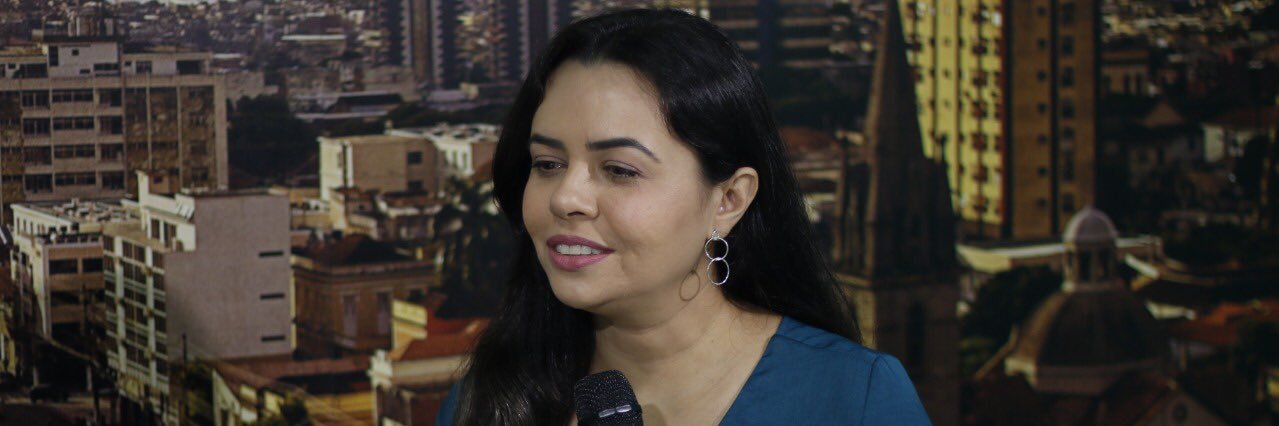 LauraLysOficial's profile banner image