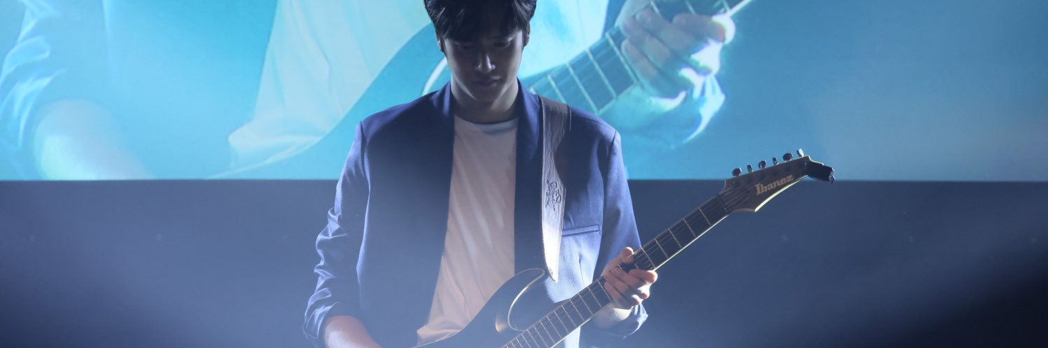 themoonriver201's profile banner image