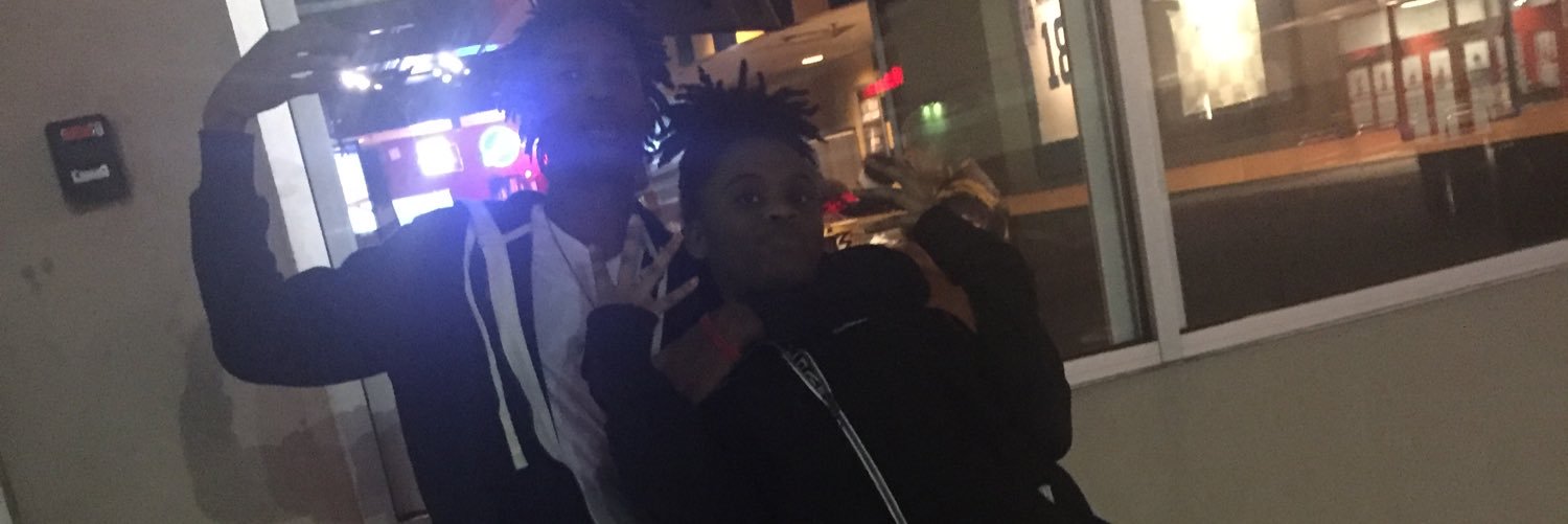SEXYGRLAW's profile banner image