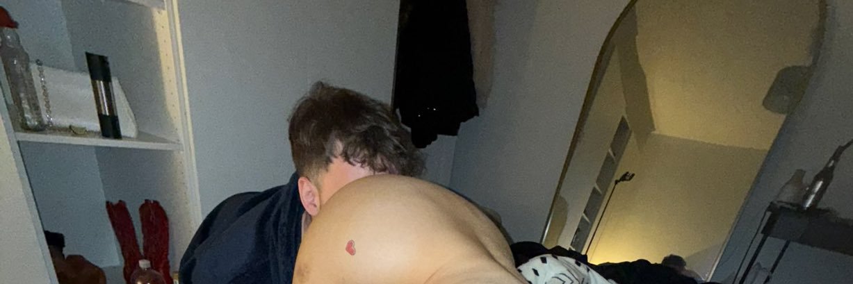 couple 😏 banner