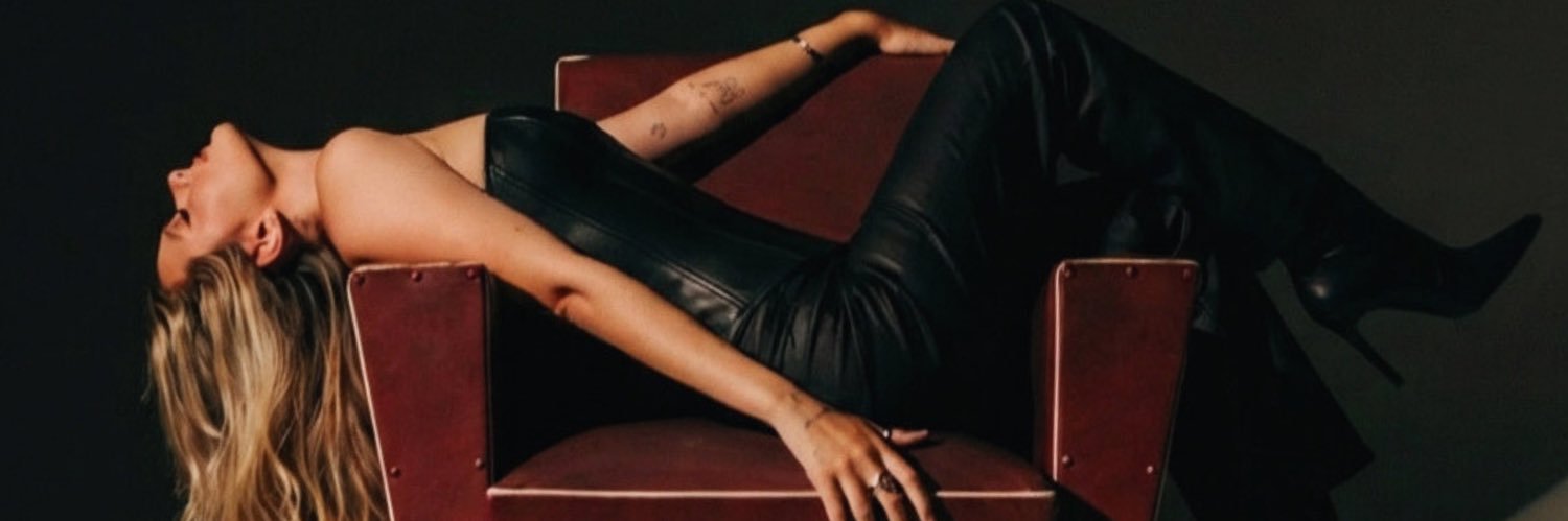 Laura Schadeck banner