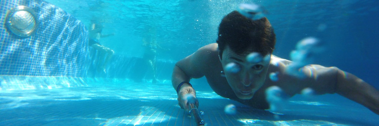 gus_dlsantos's profile banner image