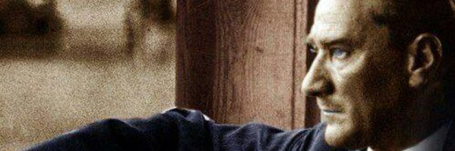 efekekecc's profile banner image