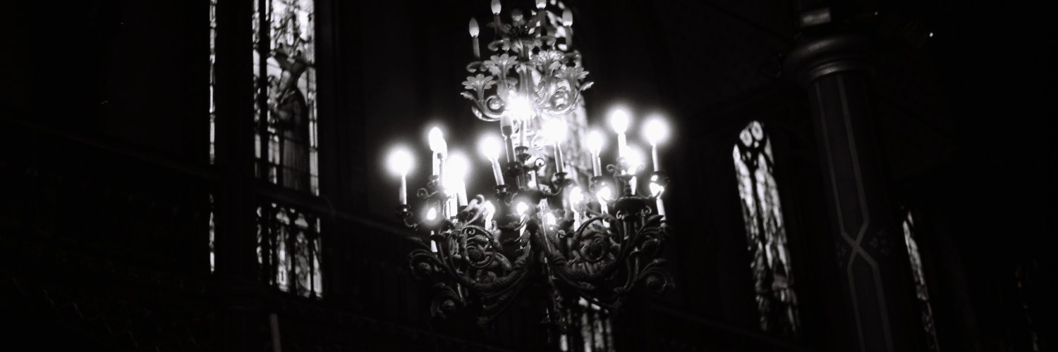 L◎◎ney Touns banner