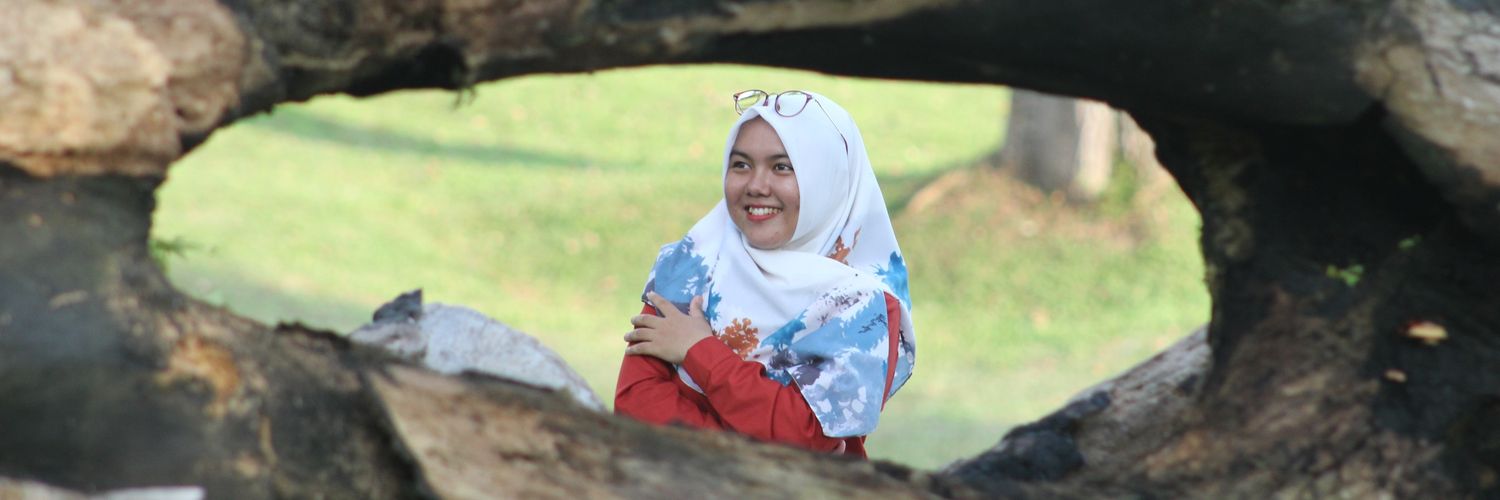Yulia_Nadaa's profile banner image