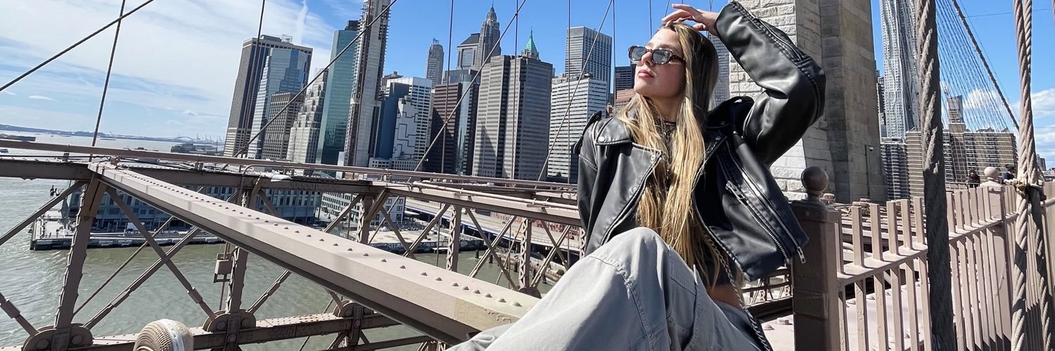 celinamijno's profile banner image