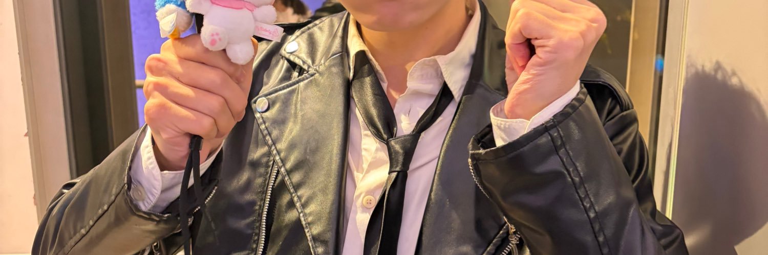 まゆみ🥟 ̖́- banner