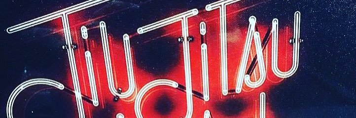 L banner