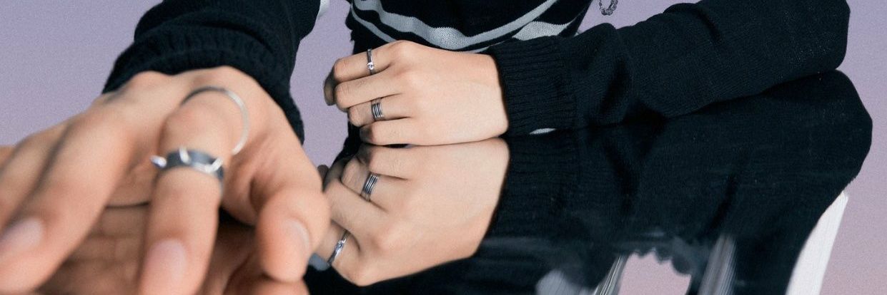 18RlVERA's profile banner image