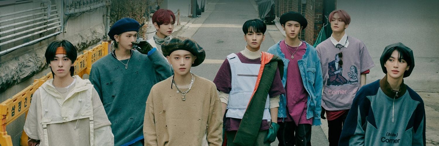 epexroty's profile banner image