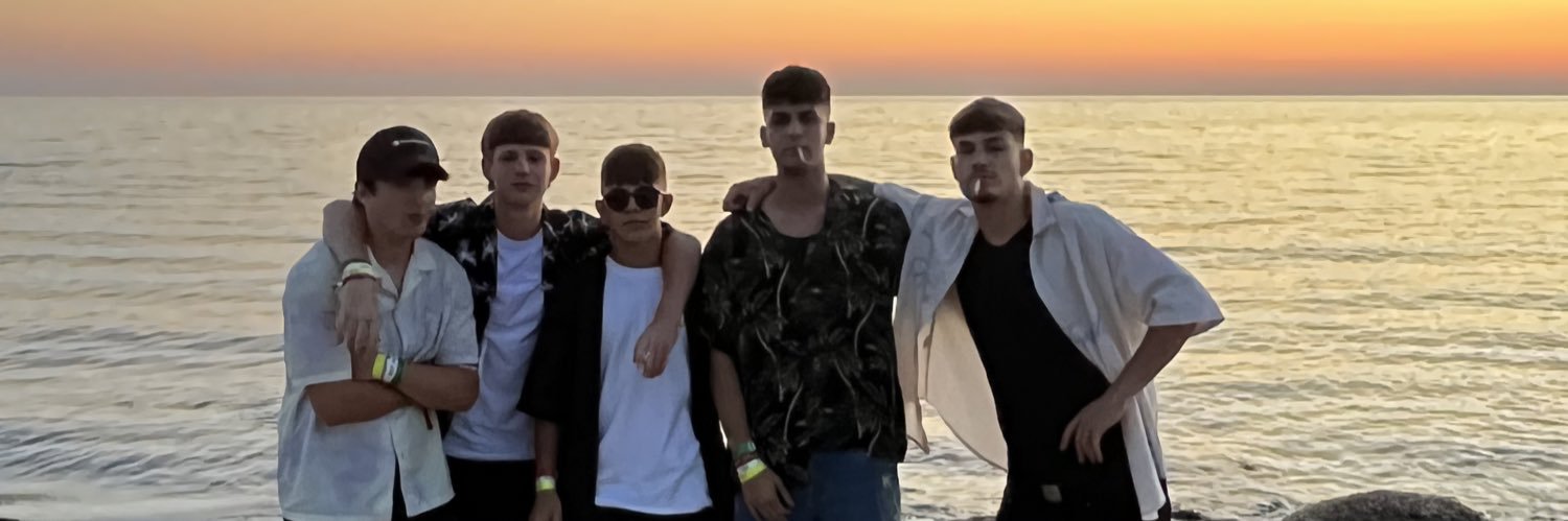 davidesaleri_'s profile banner image