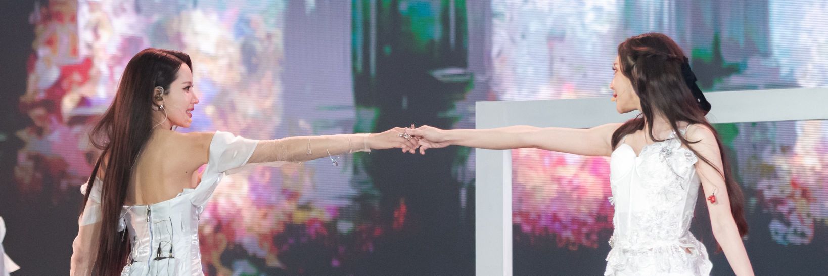 annisakim26's profile banner image