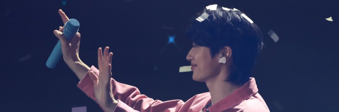 Danna𓂃ꨄ ྀ's banner