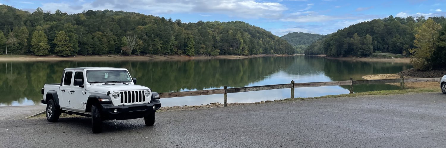 tyler_pitre4's profile banner image