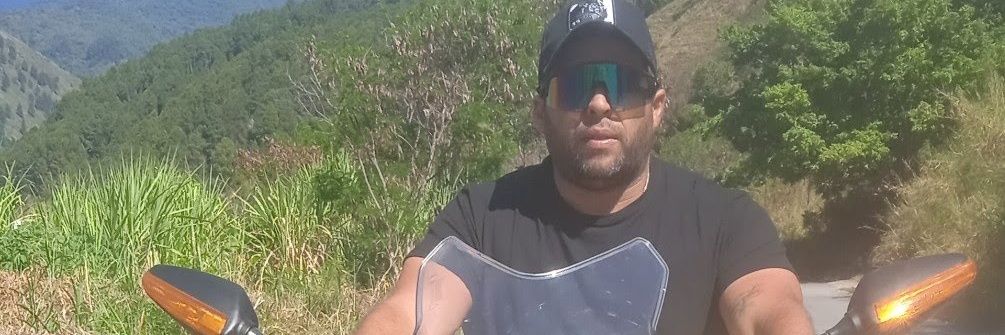 manuelnna's profile banner image